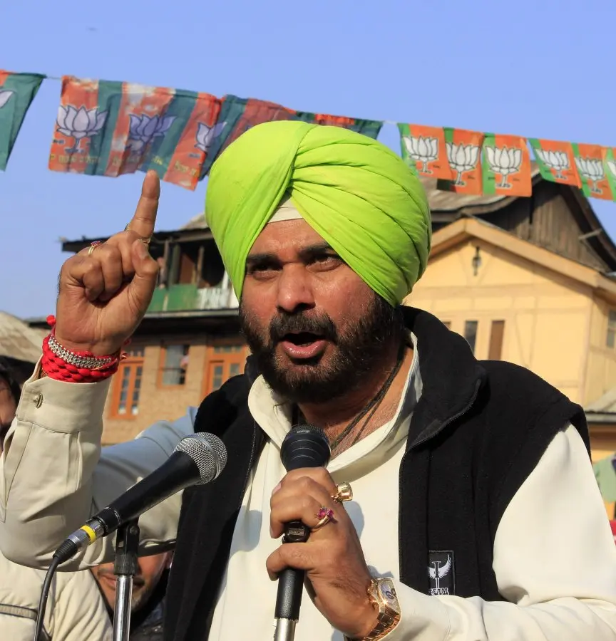 Sidhu’s Funny Cricket Commentary and Controversies